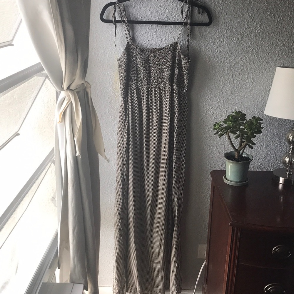 Uniqlo smocked maxi dress